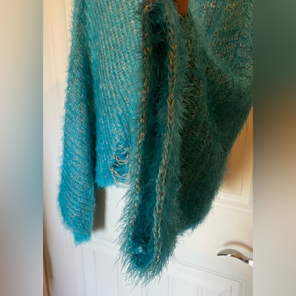 Distressed Oversized Sweater - Picture 2 of 5
